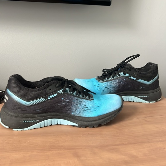 ASICS GT-1000 - Picture 2 of 4